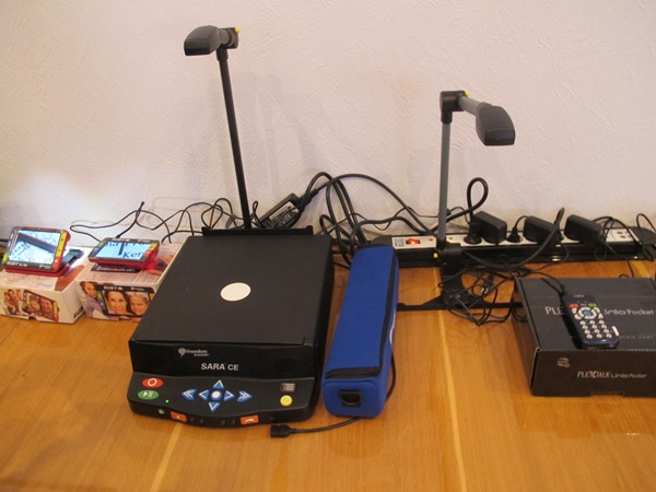 Луганские ученые будут использовать новое оборудование для обучения незрячих