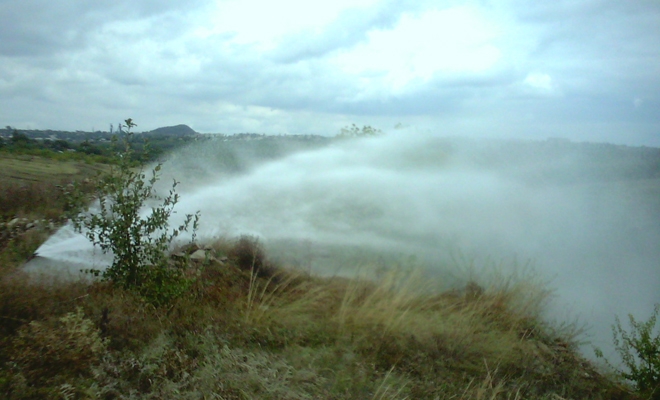 Искусственный «гейзер» чуть не затопил дома жителей Луганщины