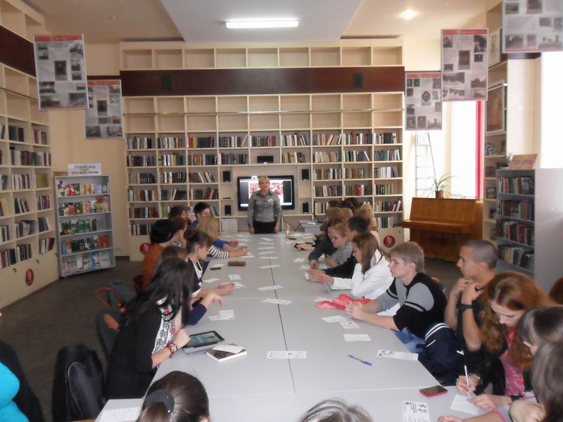  Луганские студенты сегодня тихо охотились 