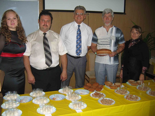 Луганский университет получил патент на изобретение полезных булочек и хлеба