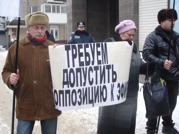 Топтун вызвал регионалов на дискуссионную дуэль