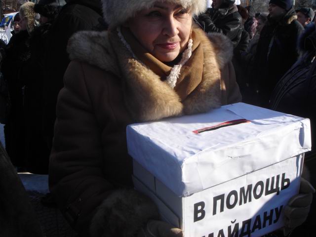 В Луганске Народное вече состоялось под песни «Любэ»