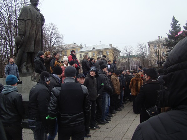 Струк охранял порядок во время митинга в Луганске 