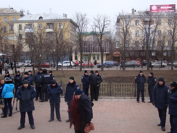 Струк охранял порядок во время митинга в Луганске 