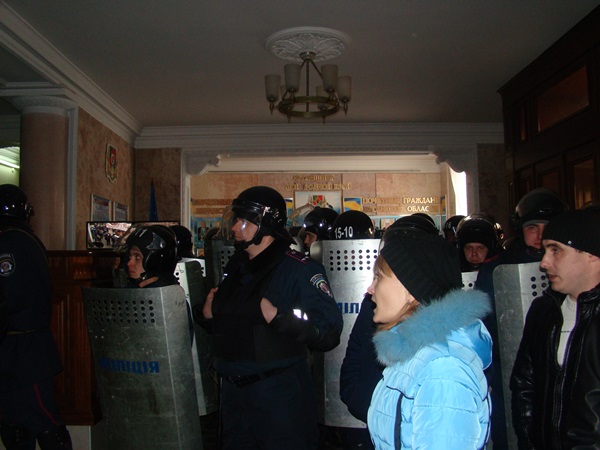 События 9 марта в Луганске (фоторепортаж)