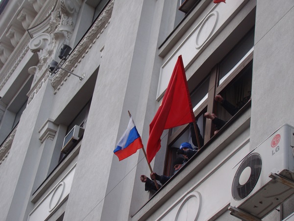 События 9 марта в Луганске (фоторепортаж)